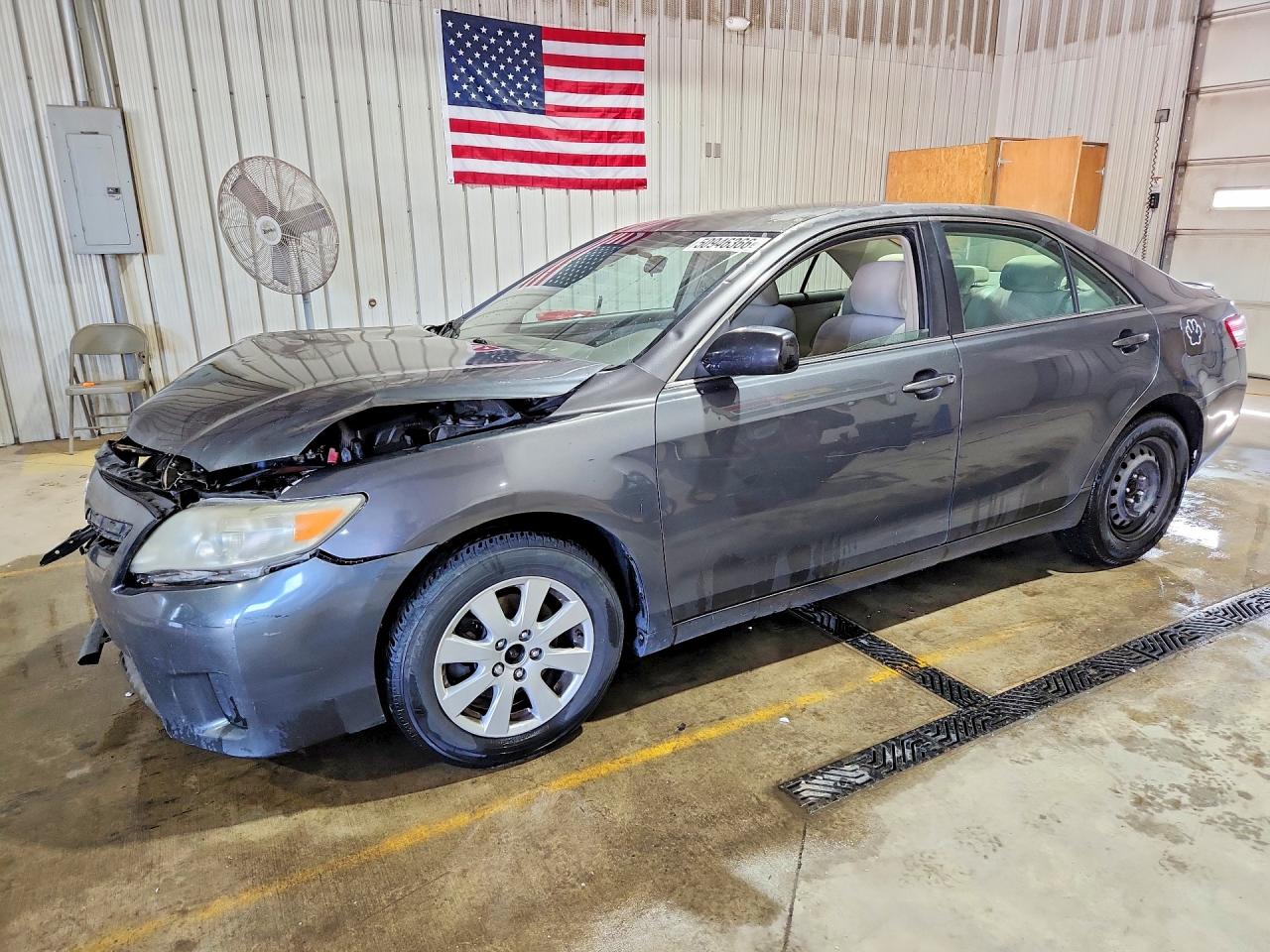 2011 TOYOTA CAMRY
