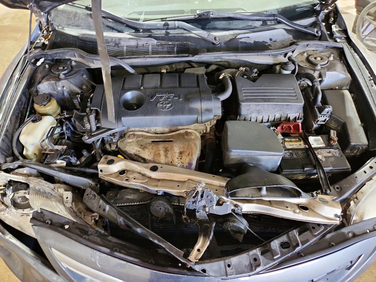 2011 TOYOTA CAMRY LE photo 21