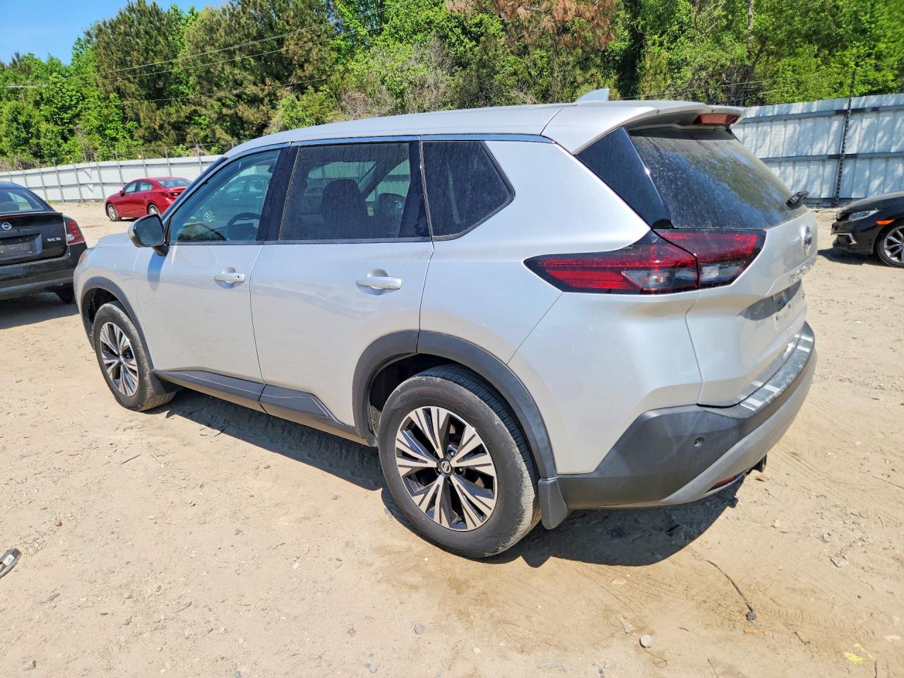 2021 NISSAN ROGUE SV photo 4