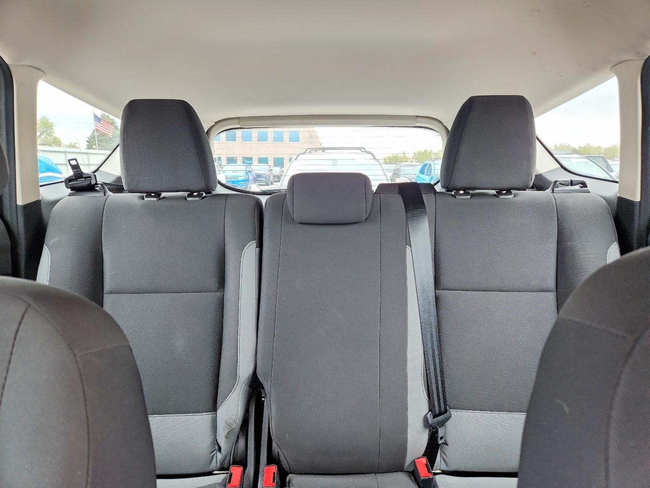 2013 FORD ESCAPE S photo 19