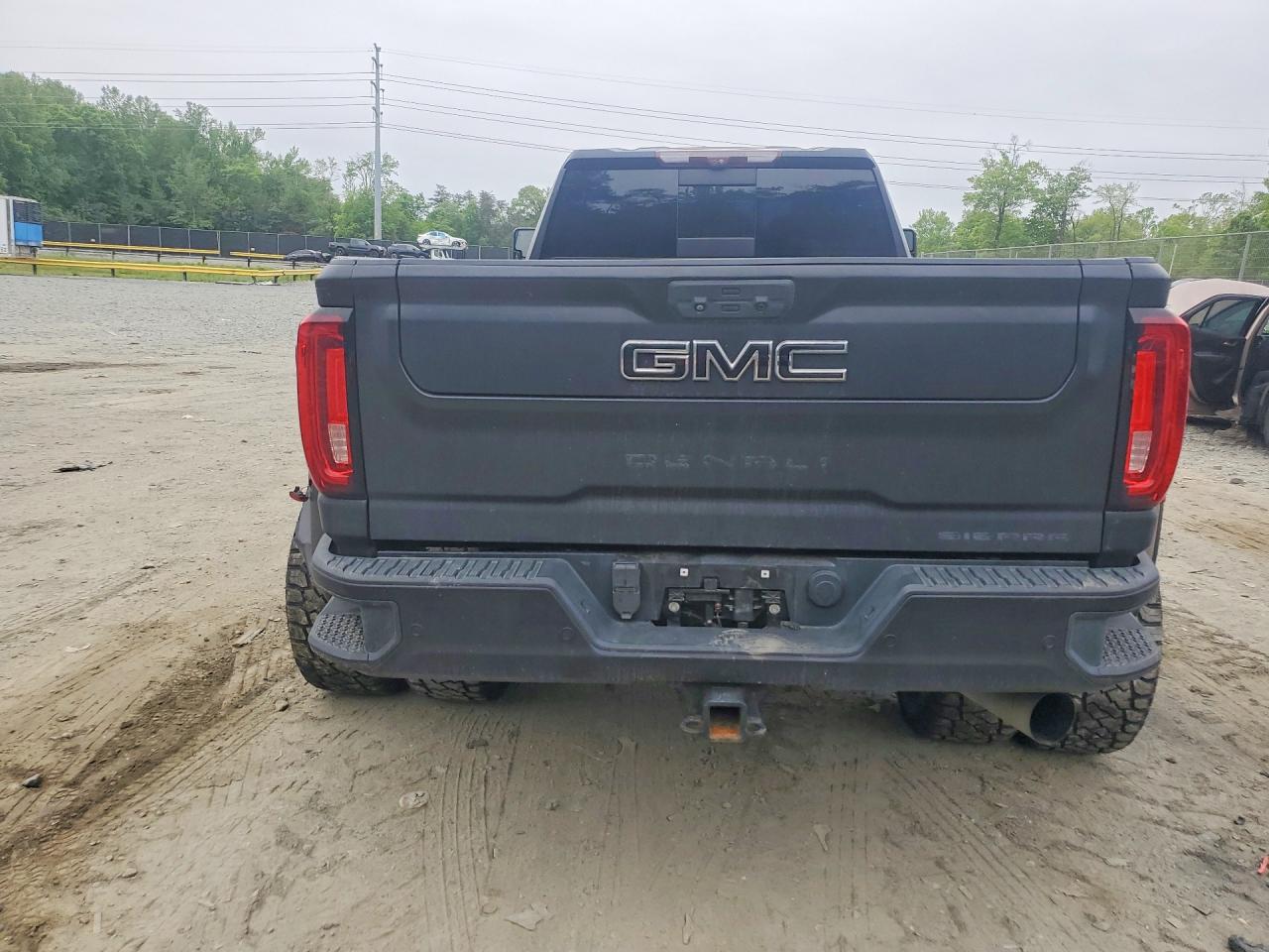 2020 GMC SIERRA K3500 DENALI photo 11