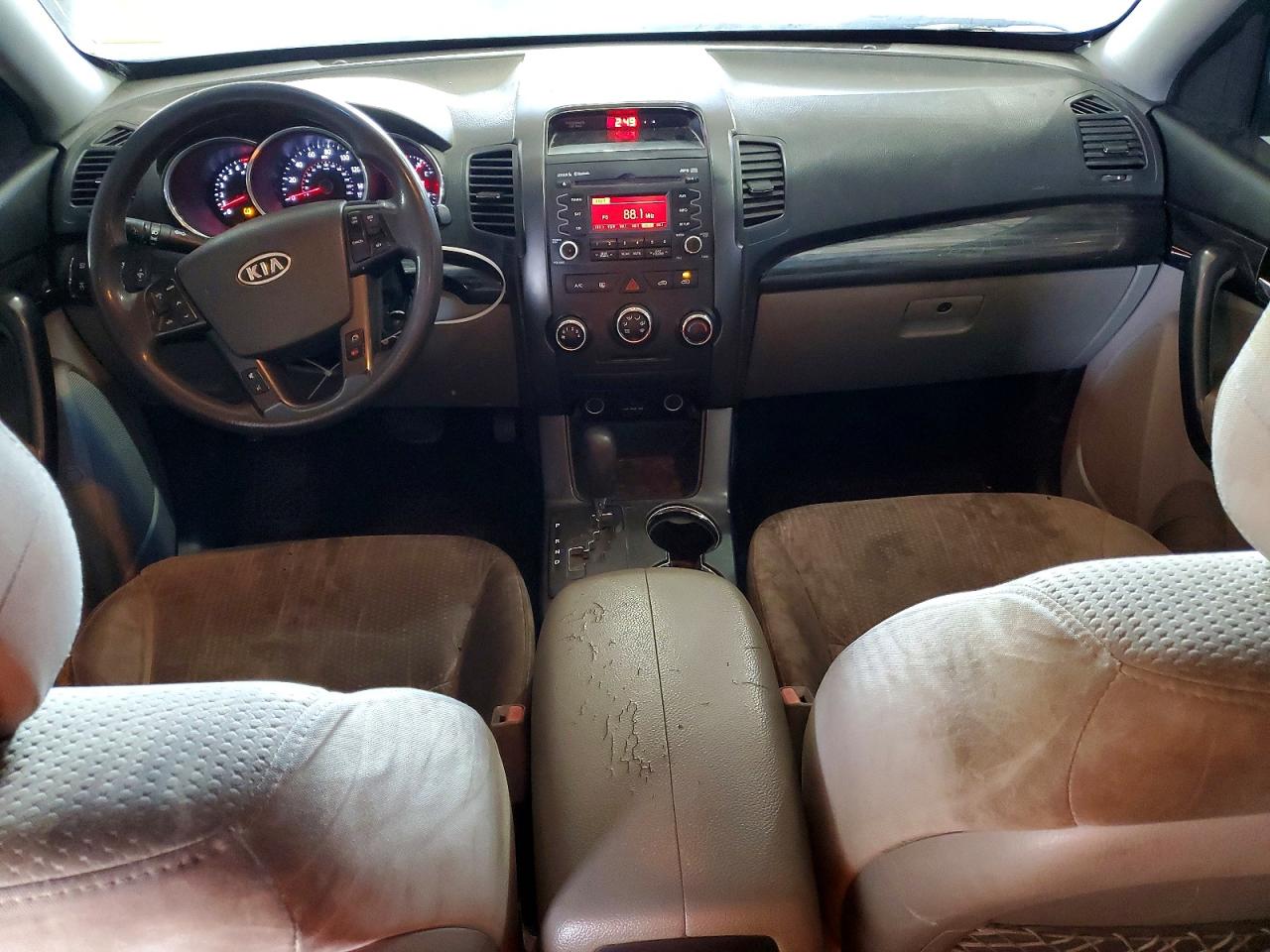2012 KIA SORENTO LX photo 15