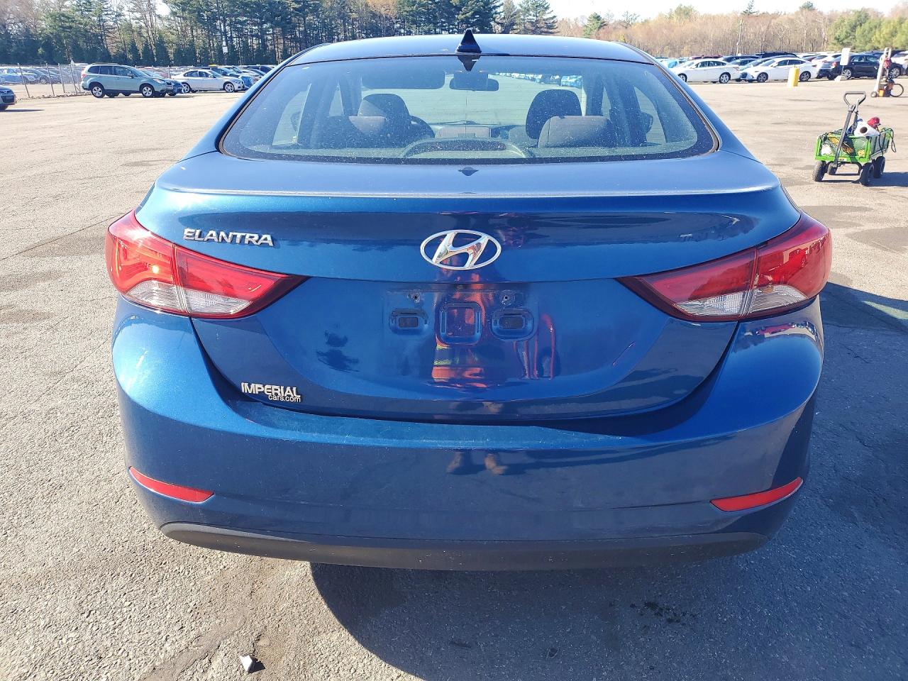 2016 HYUNDAI ELANTRA VALUE EDITION photo 11