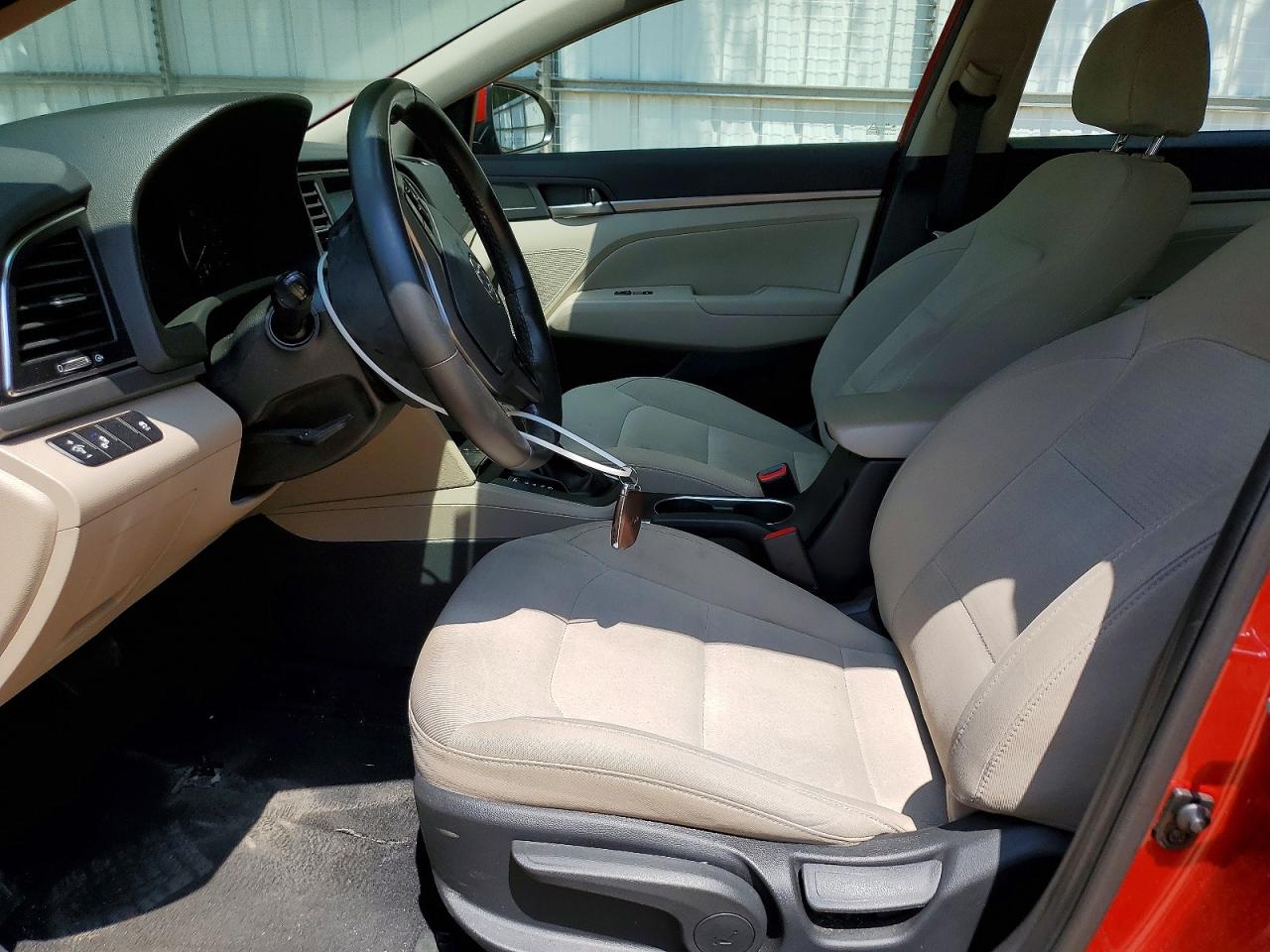 2018 HYUNDAI ELANTRA VALUE EDITION photo 7
