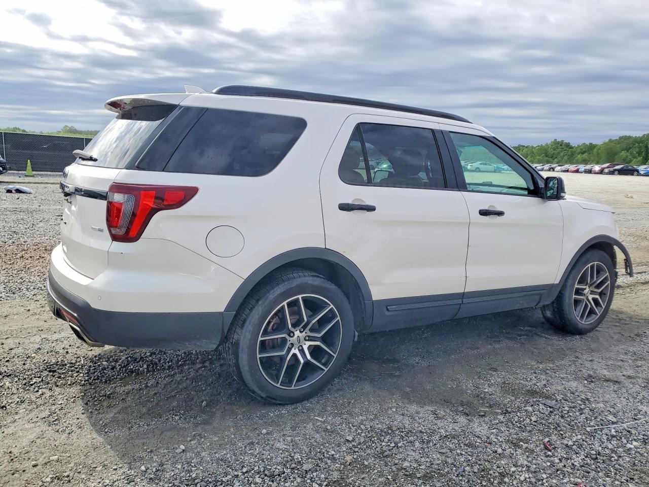 2017 FORD EXPLORER SPORT photo 7