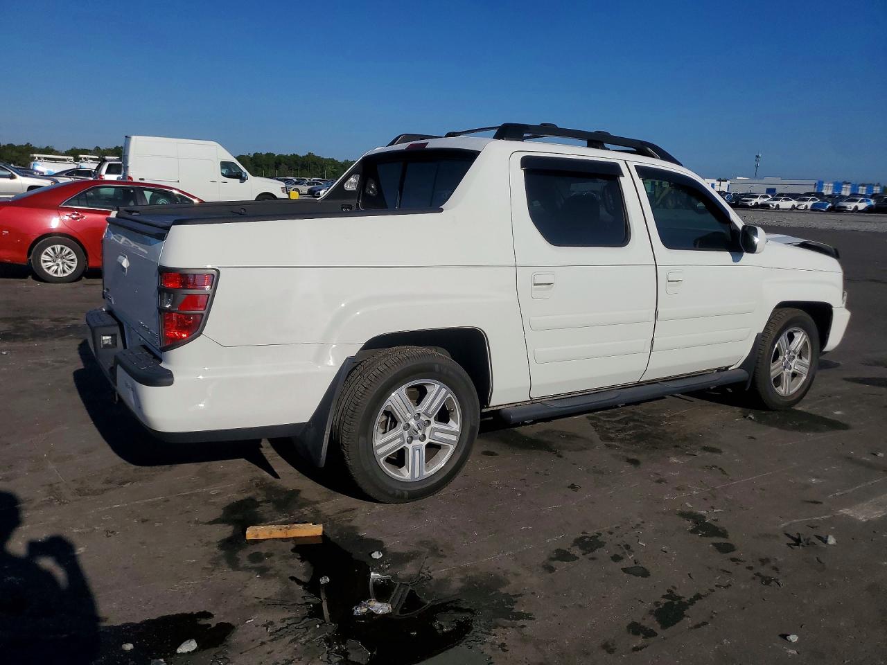 2013 HONDA RIDGELINE RTL photo 5