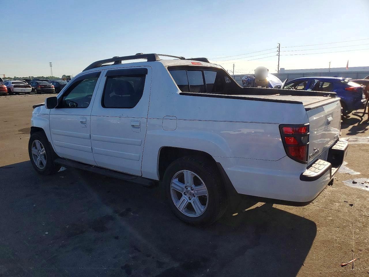 2013 HONDA RIDGELINE RTL photo 3