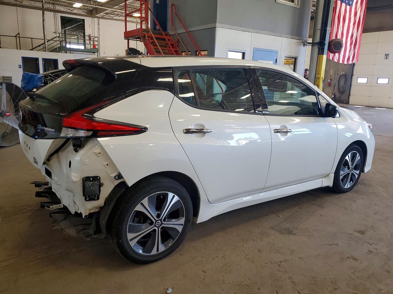 2020 NISSAN LEAF SL PLUS photo 5