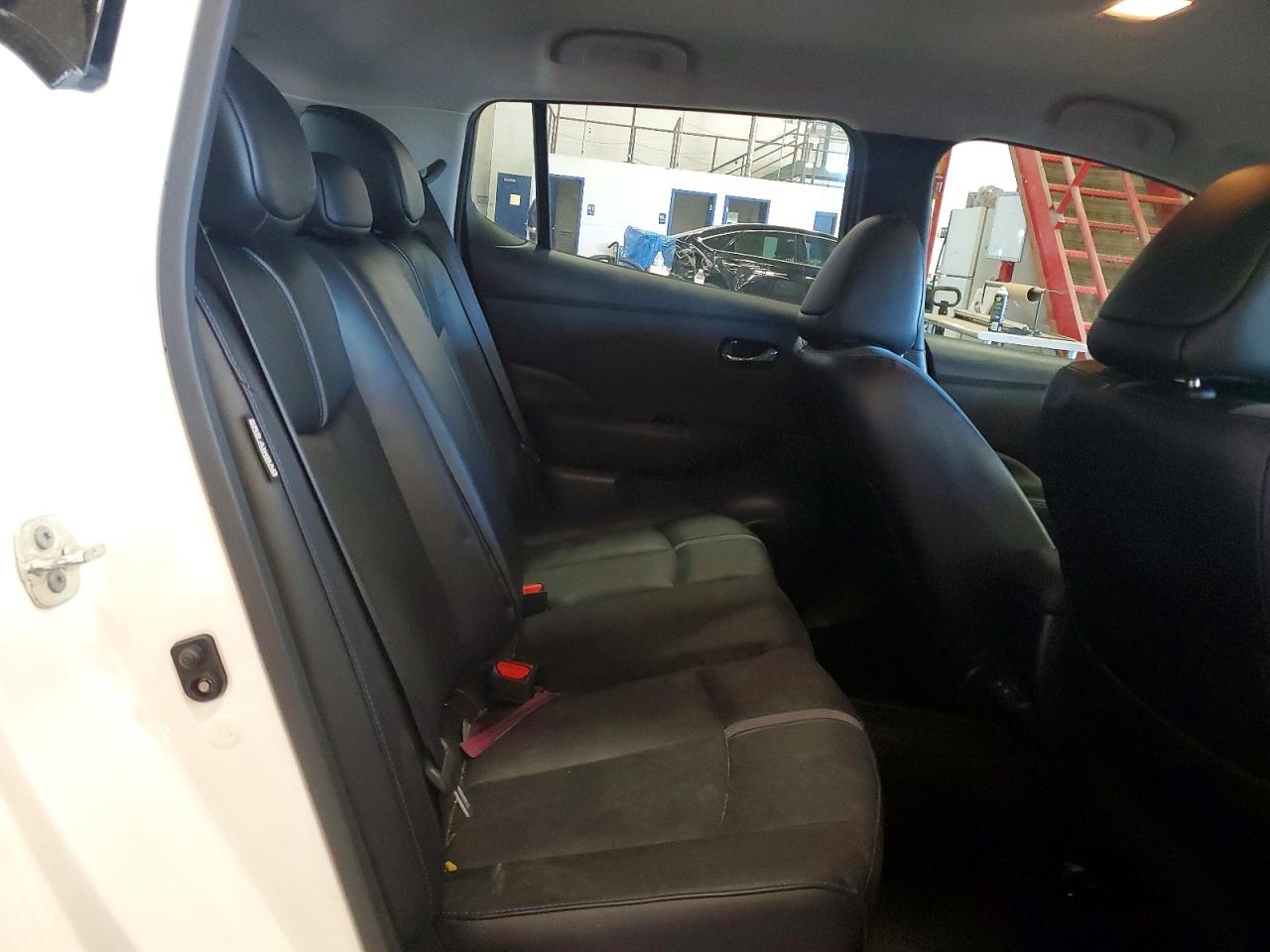 2020 NISSAN LEAF SL PLUS photo 21