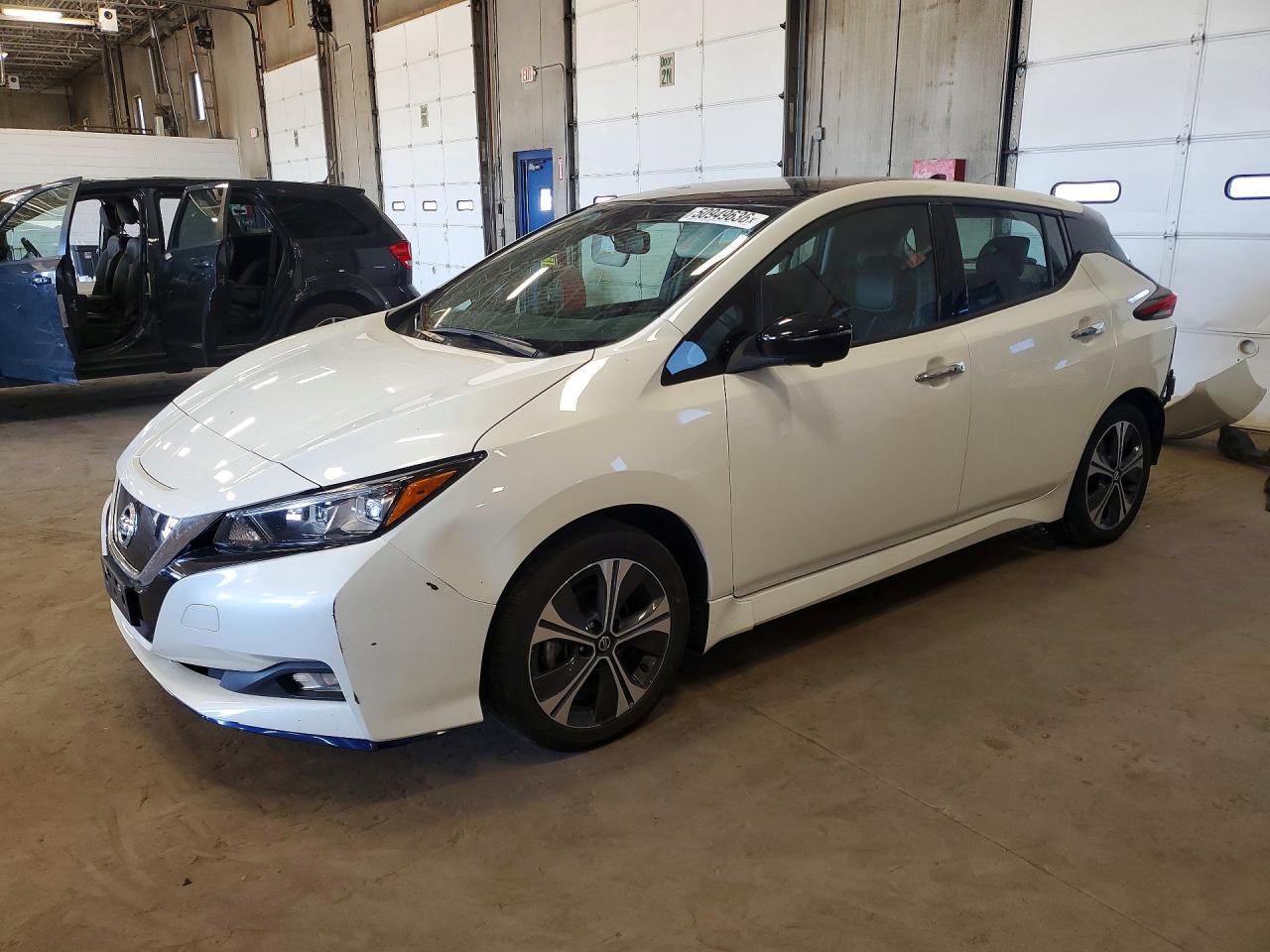2020 NISSAN LEAF