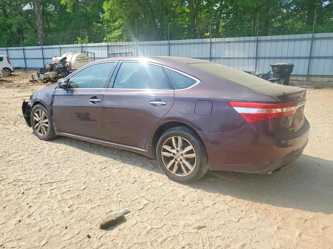 2013 TOYOTA AVALON XLE photo 3