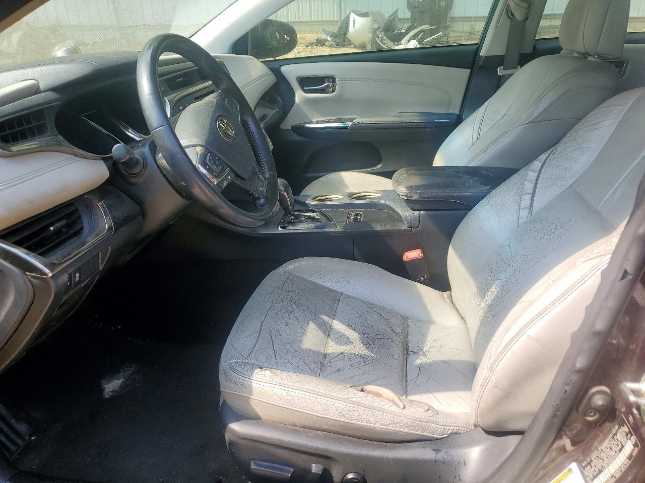 2013 TOYOTA AVALON XLE photo 13