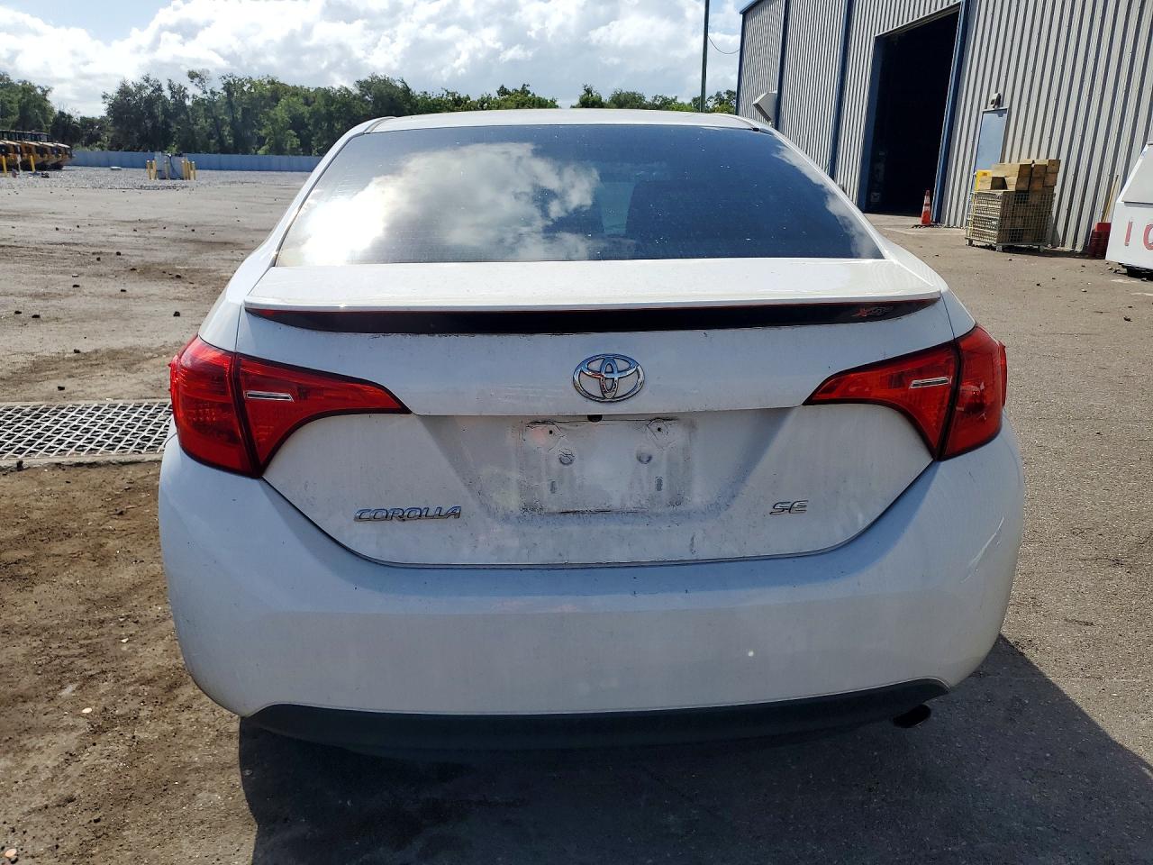 2017 TOYOTA COROLLA SE photo 16