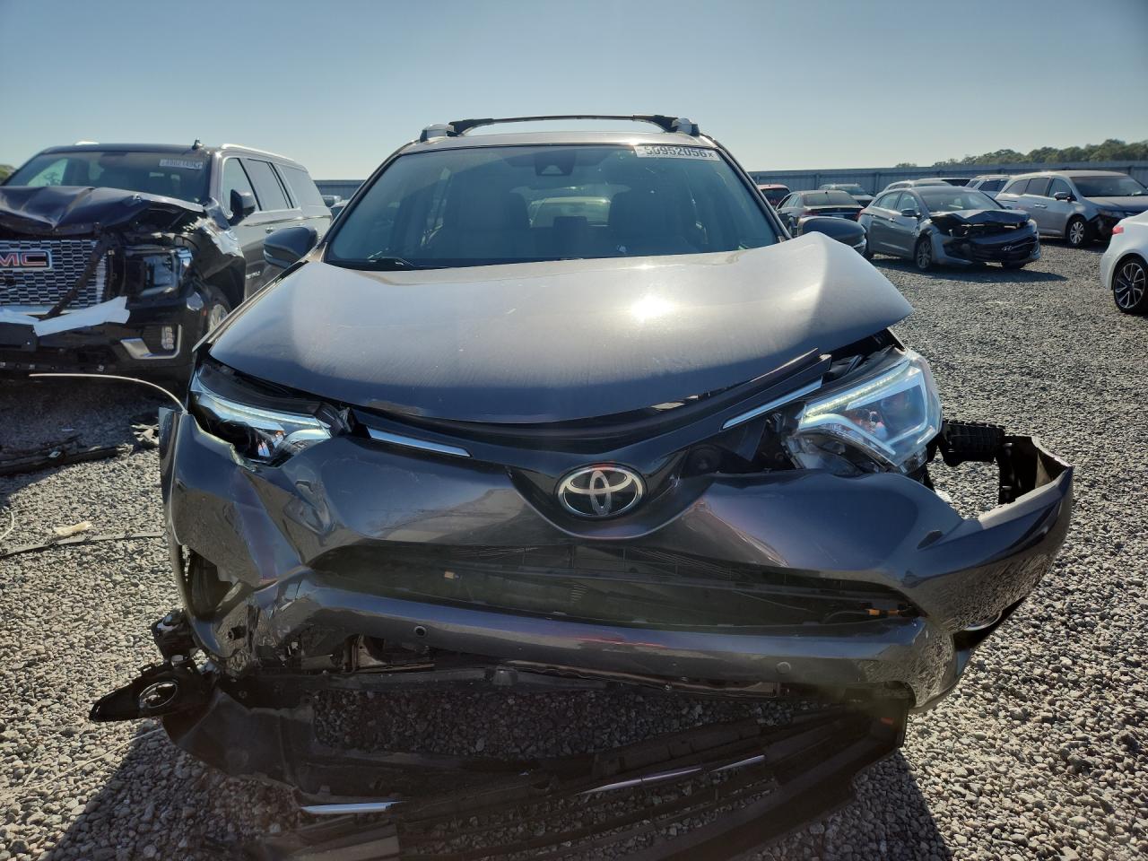 2017 TOYOTA RAV4 LIMITED photo 9