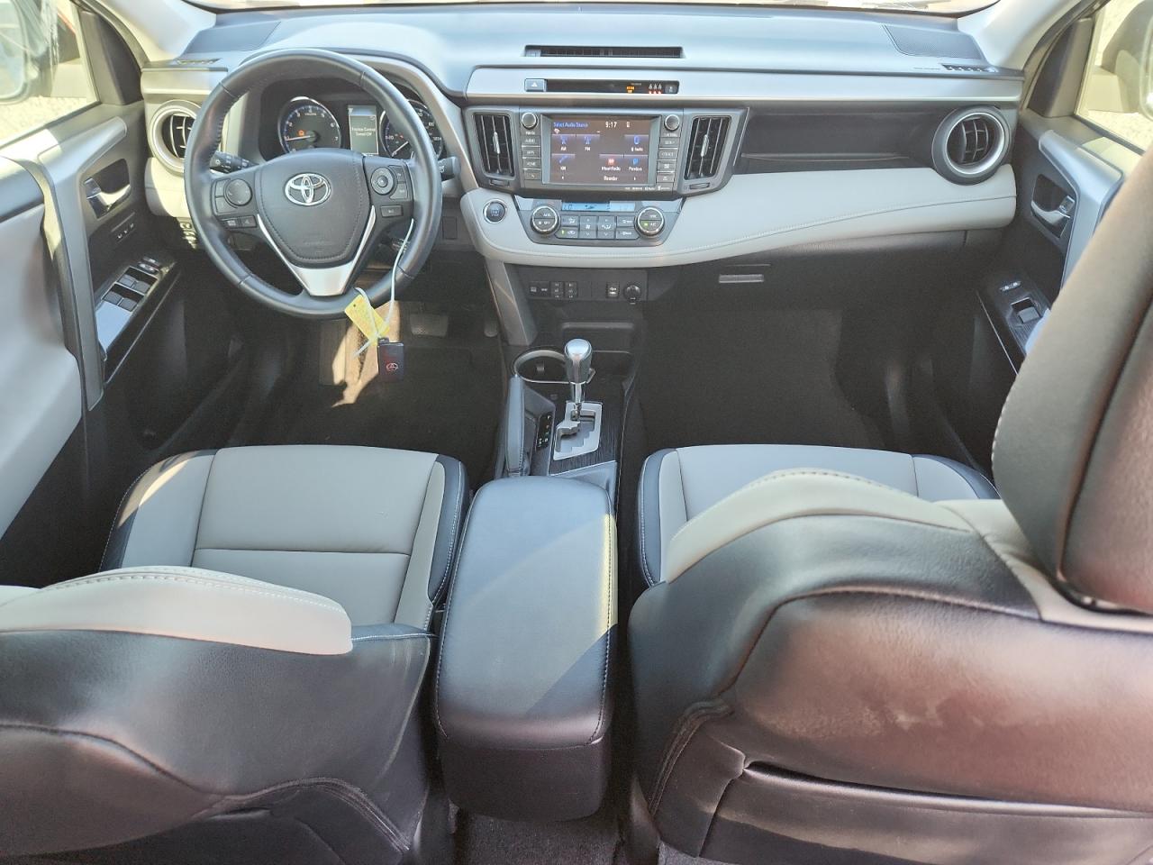 2017 TOYOTA RAV4 LIMITED photo 15