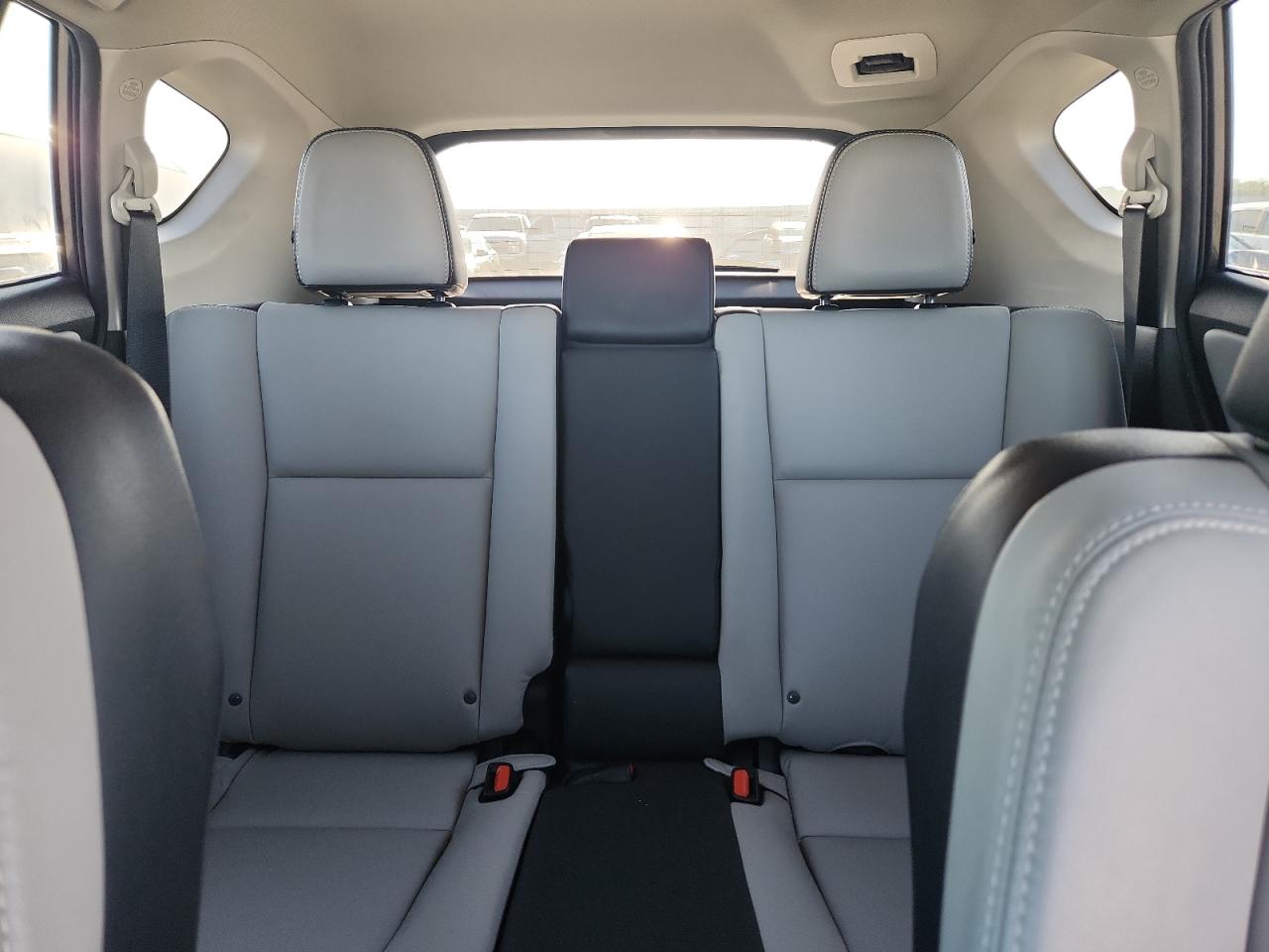 2017 TOYOTA RAV4 LIMITED photo 19