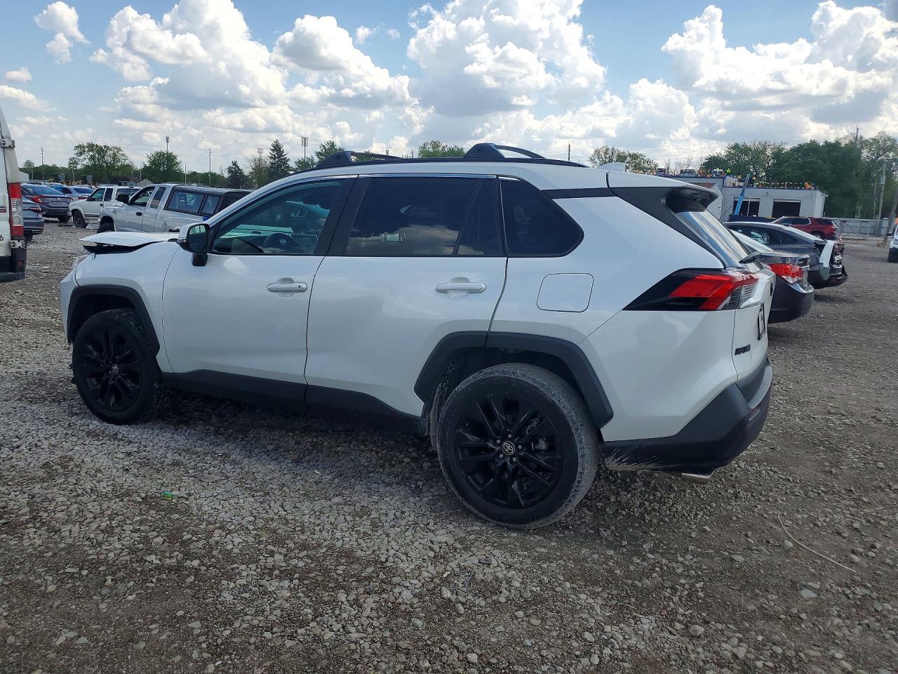 2024 TOYOTA RAV4 XLE PREMIUM photo 4