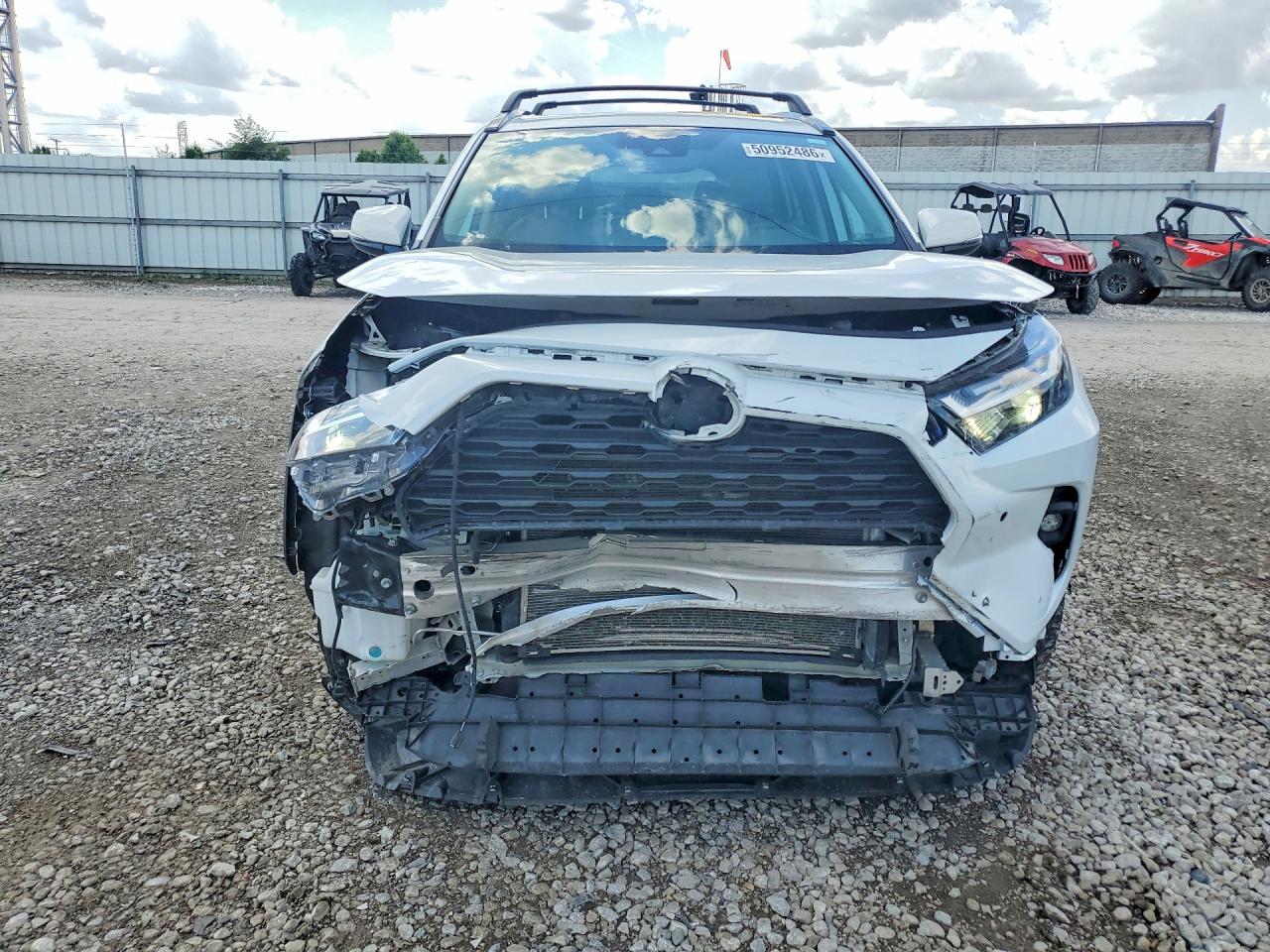 2024 TOYOTA RAV4 XLE PREMIUM photo 13