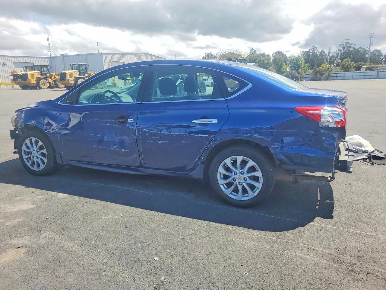 2019 NISSAN SENTRA SV photo 2