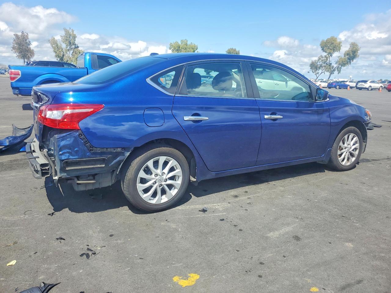 2019 NISSAN SENTRA SV photo 3