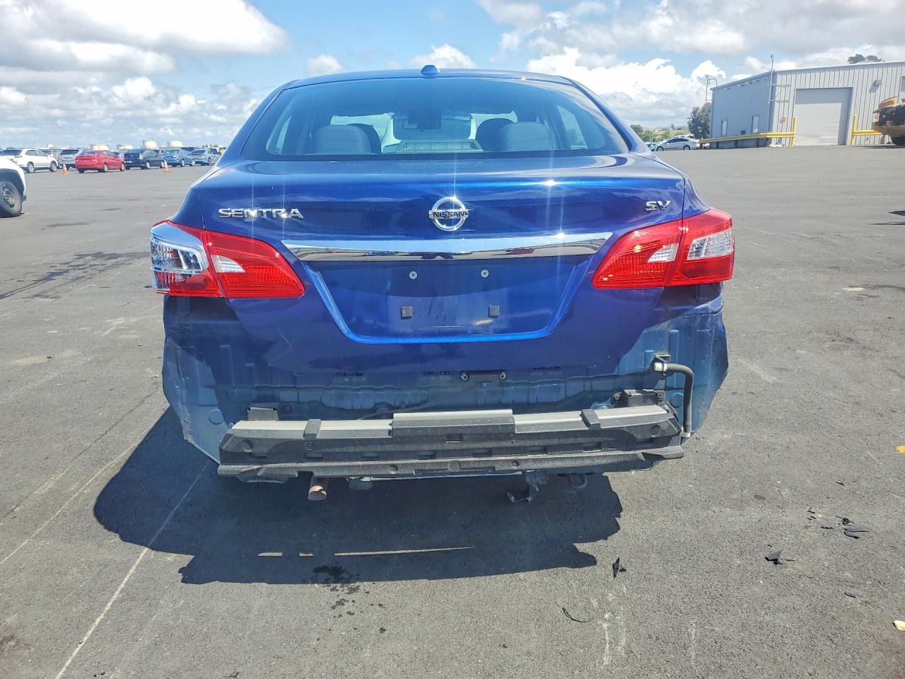 2019 NISSAN SENTRA SV photo 6