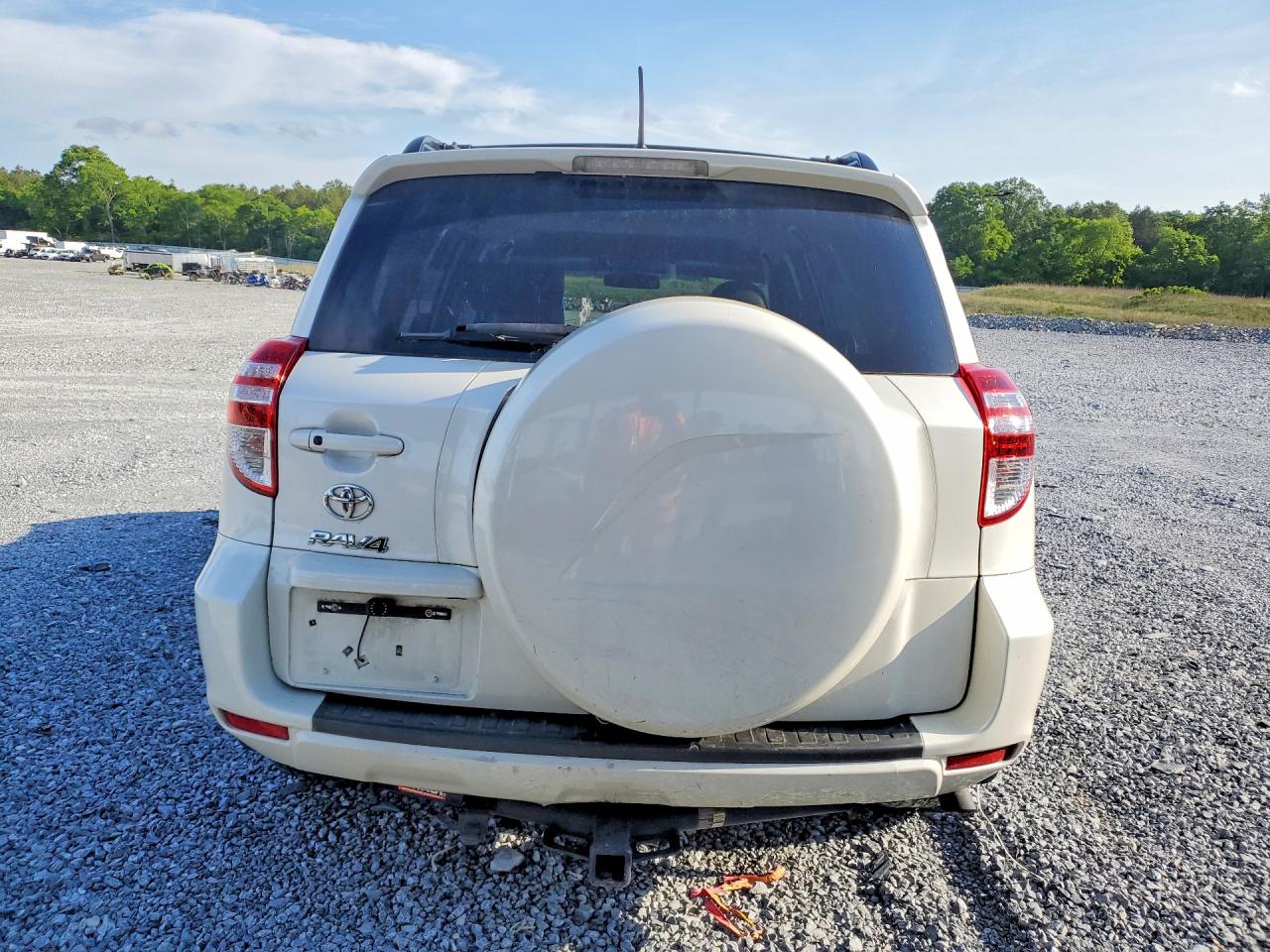 2011 TOYOTA RAV4 LIMITED photo 11