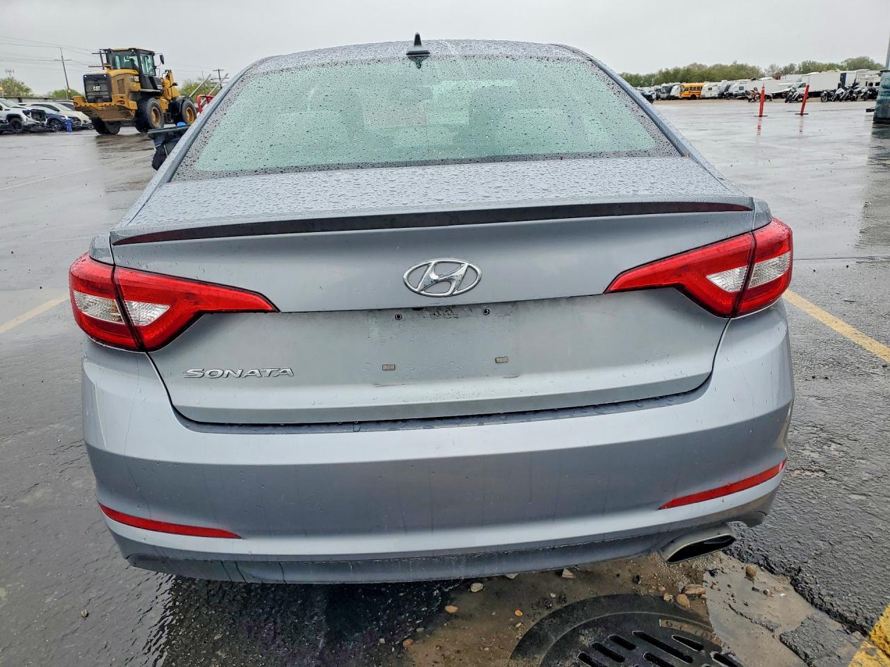 2017 HYUNDAI SONATA SE photo 16