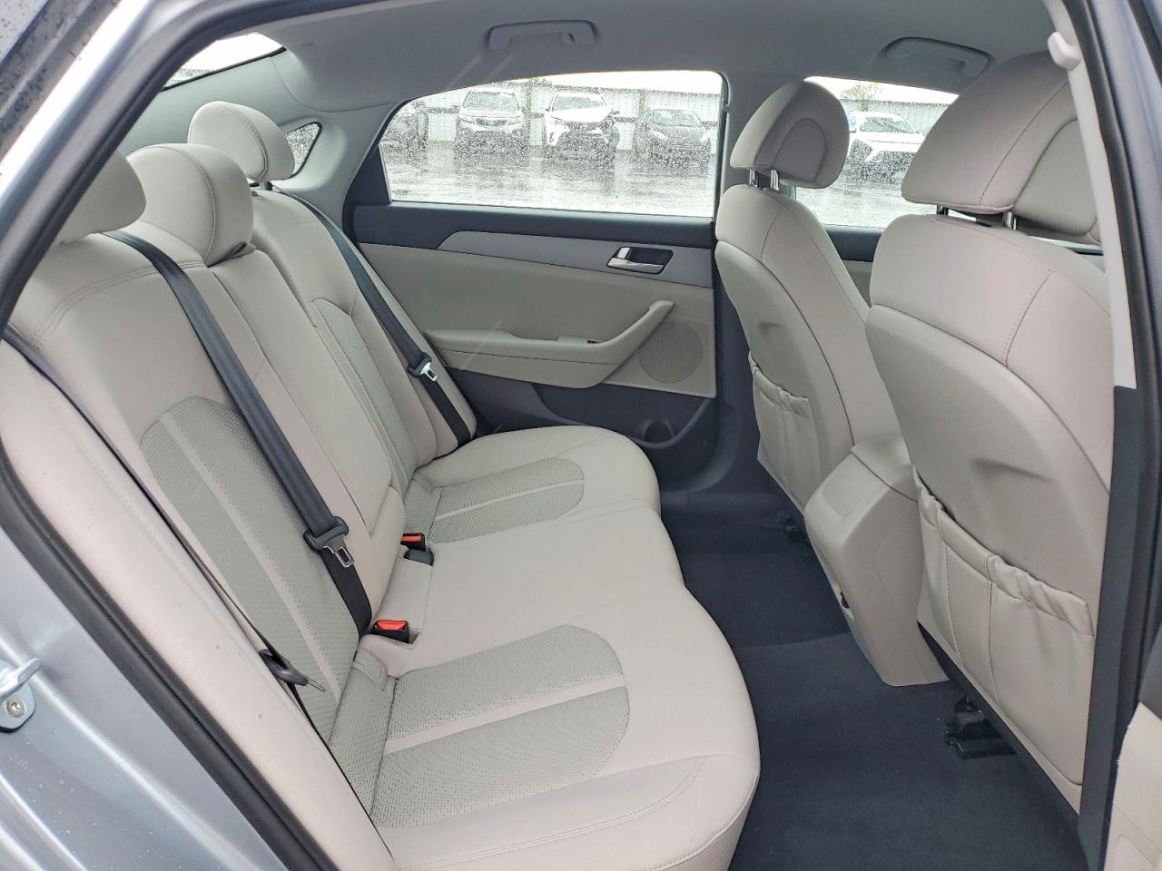 2017 HYUNDAI SONATA SE photo 28
