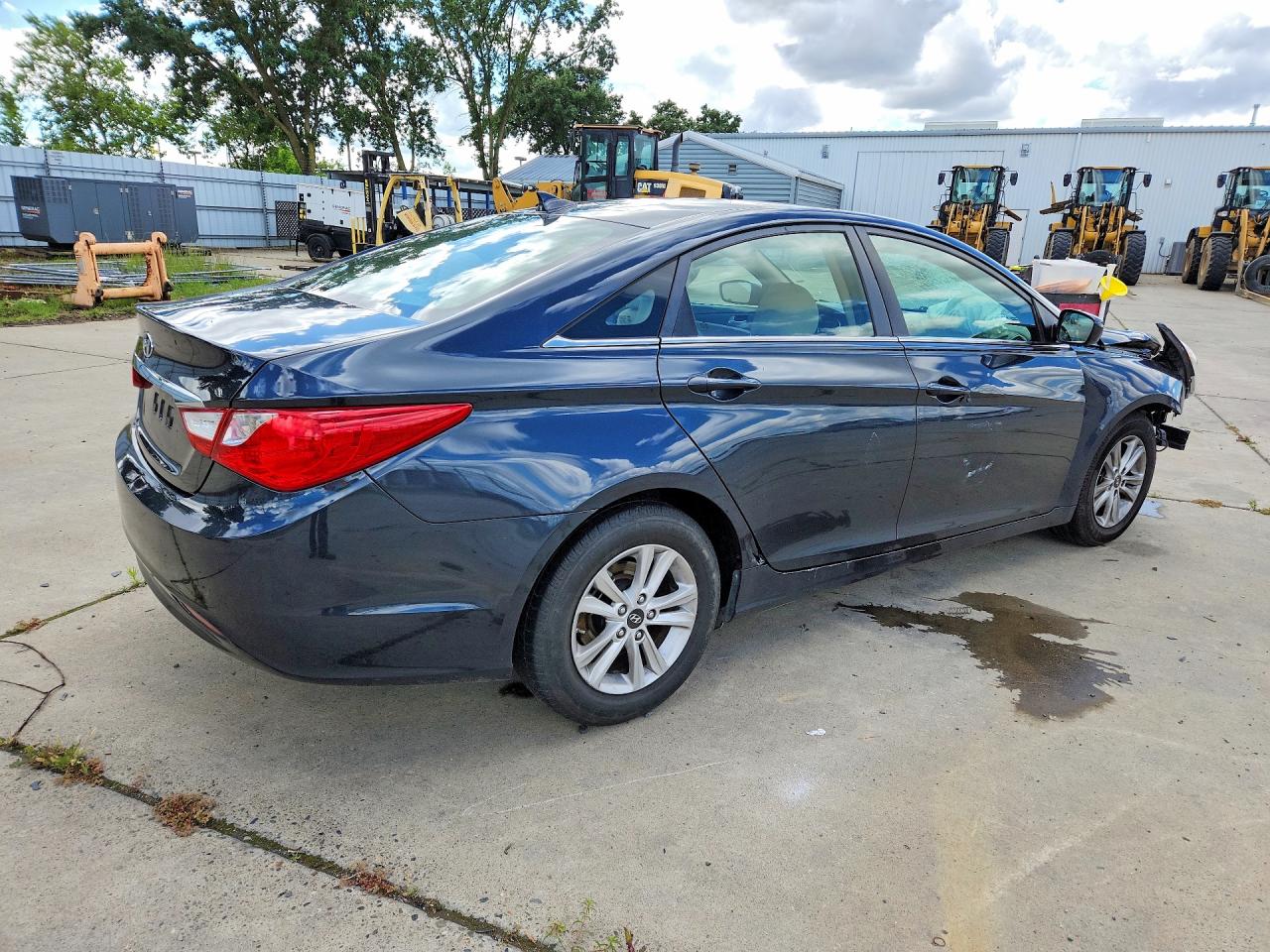 2013 HYUNDAI SONATA GLS photo 5