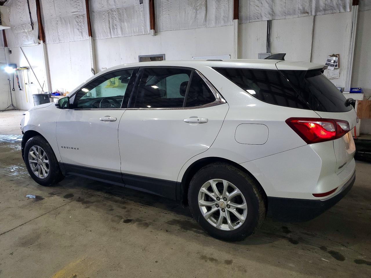 2018 CHEVROLET EQUINOX LT photo 3