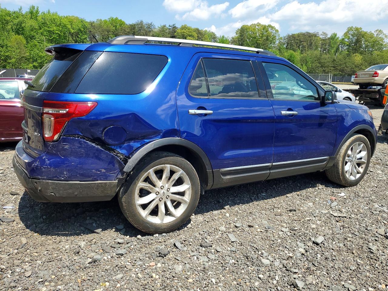 2013 FORD EXPLORER XLT photo 7