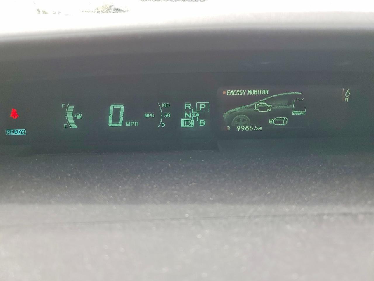 2014 TOYOTA PRIUS TWO photo 17