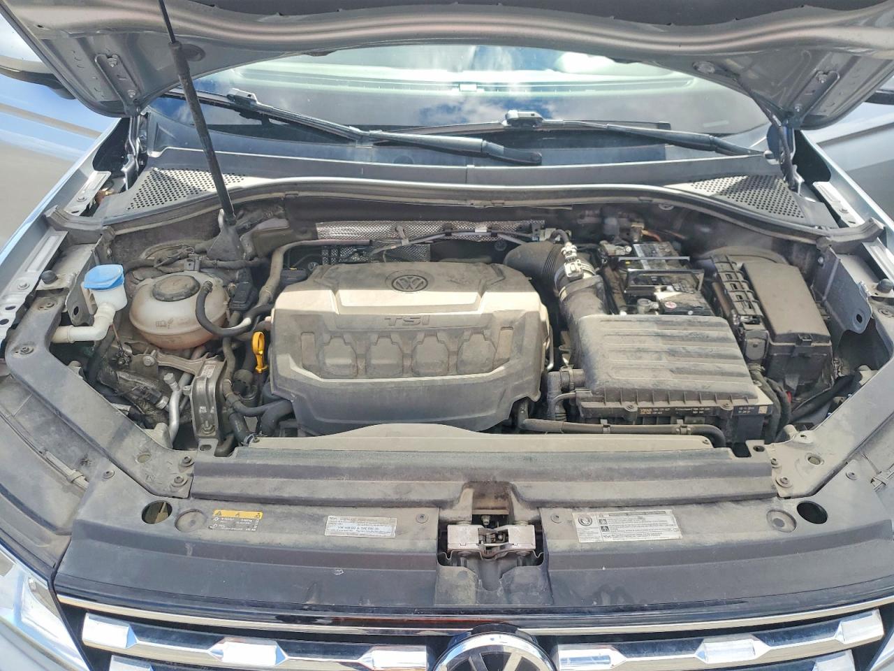 2020 VOLKSWAGEN TIGUAN S photo 34