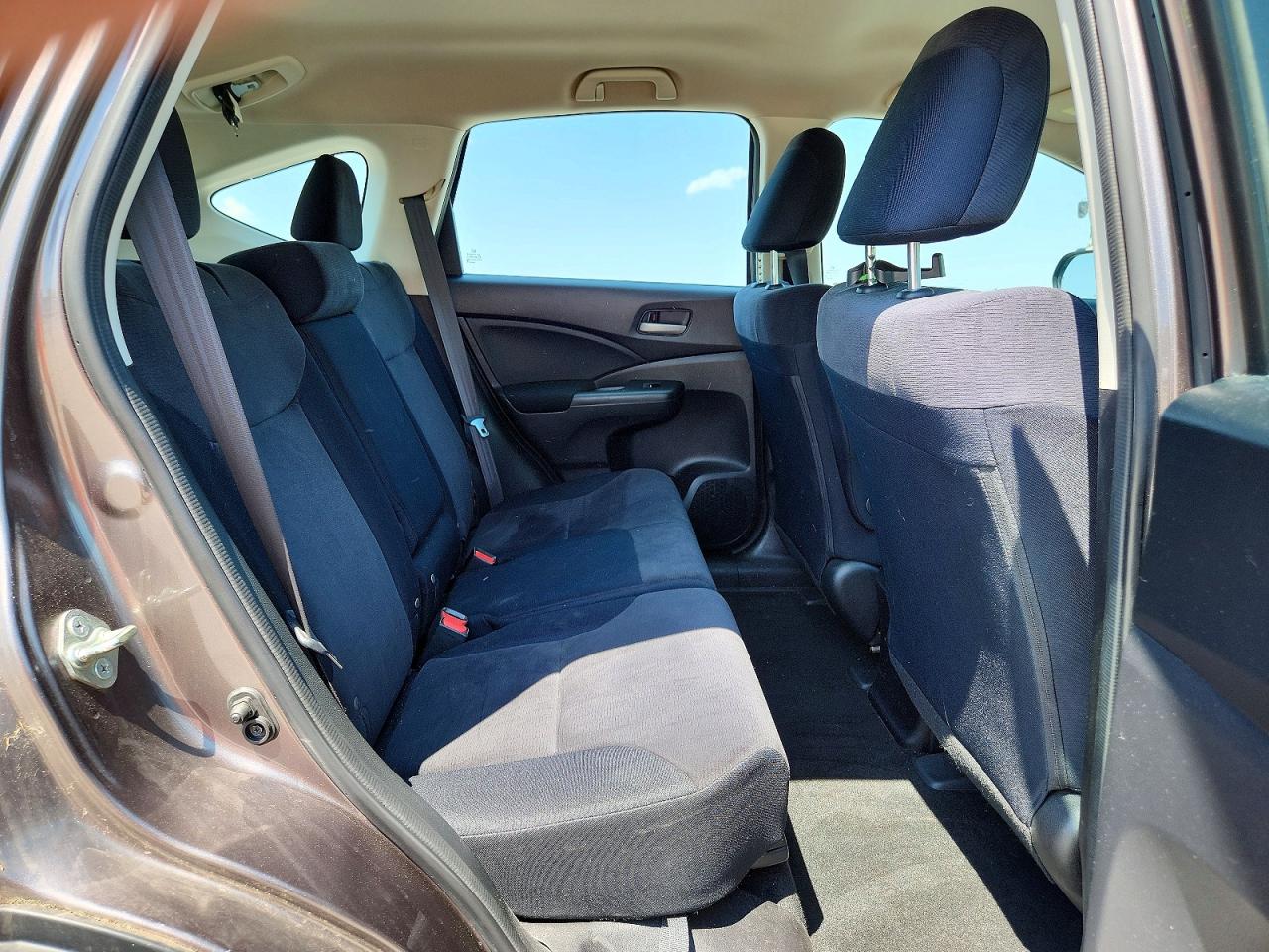 2014 HONDA CR-V LX photo 31