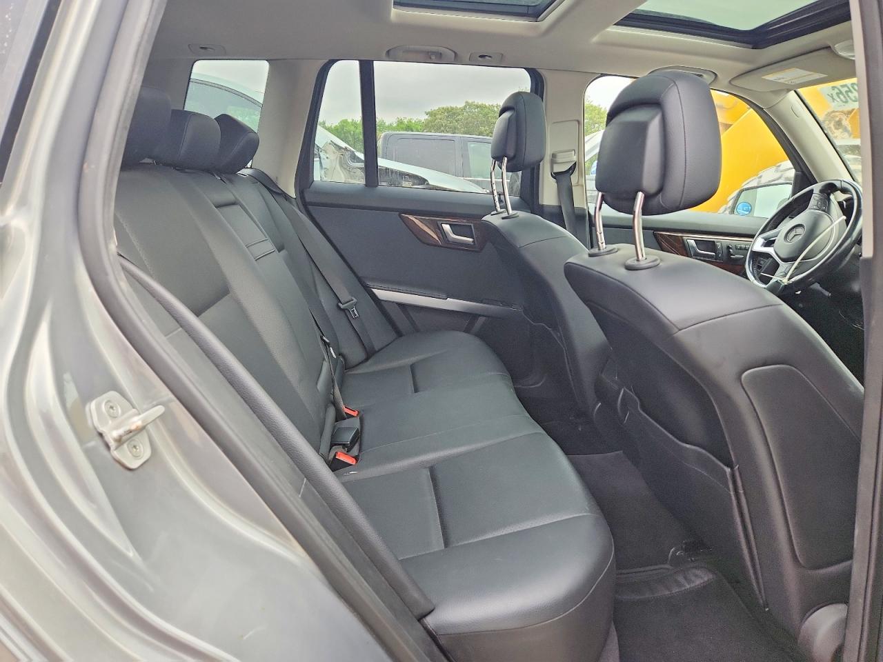 2015 MERCEDES-BENZ GLK 350 4MATIC photo 19