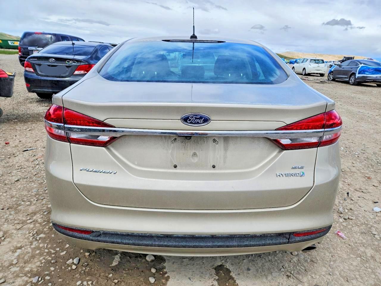 2017 FORD FUSION SE HYBRID photo 11