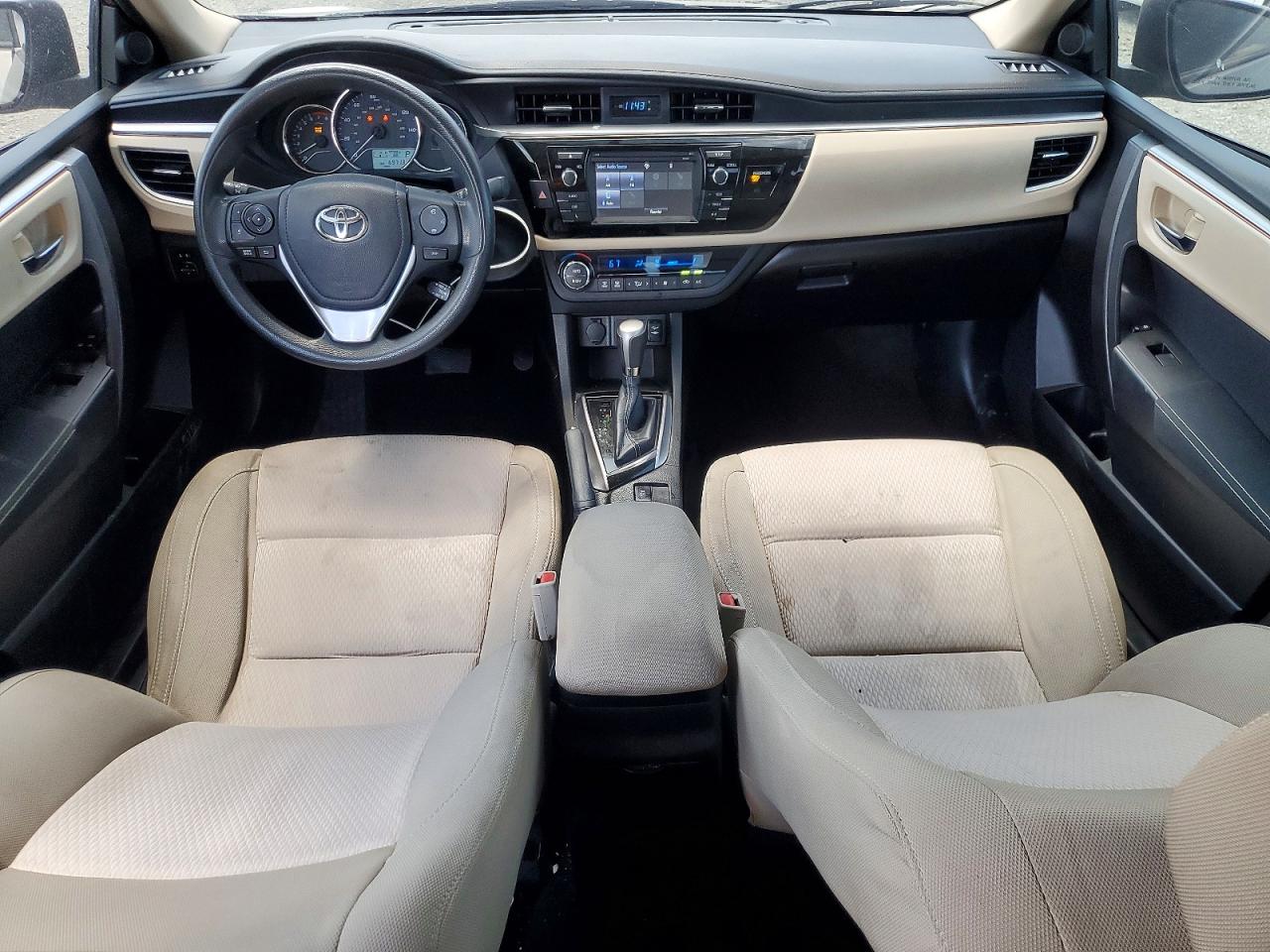 2015 TOYOTA COROLLA LE photo 15
