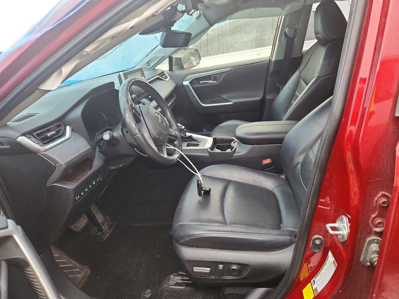 2019 TOYOTA RAV4 LIMITED photo 19