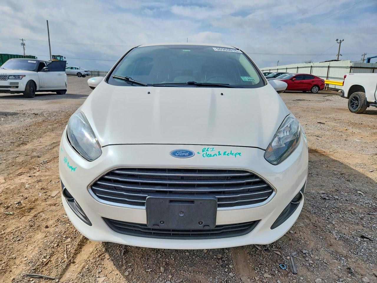 2016 FORD FIESTA SE photo 9