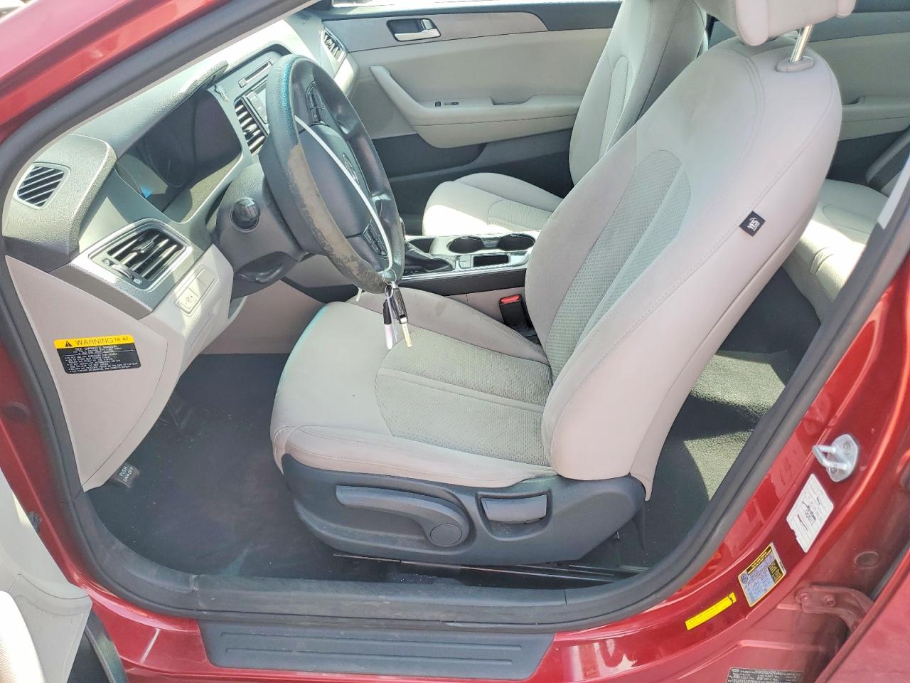 2015 HYUNDAI SONATA SE photo 19