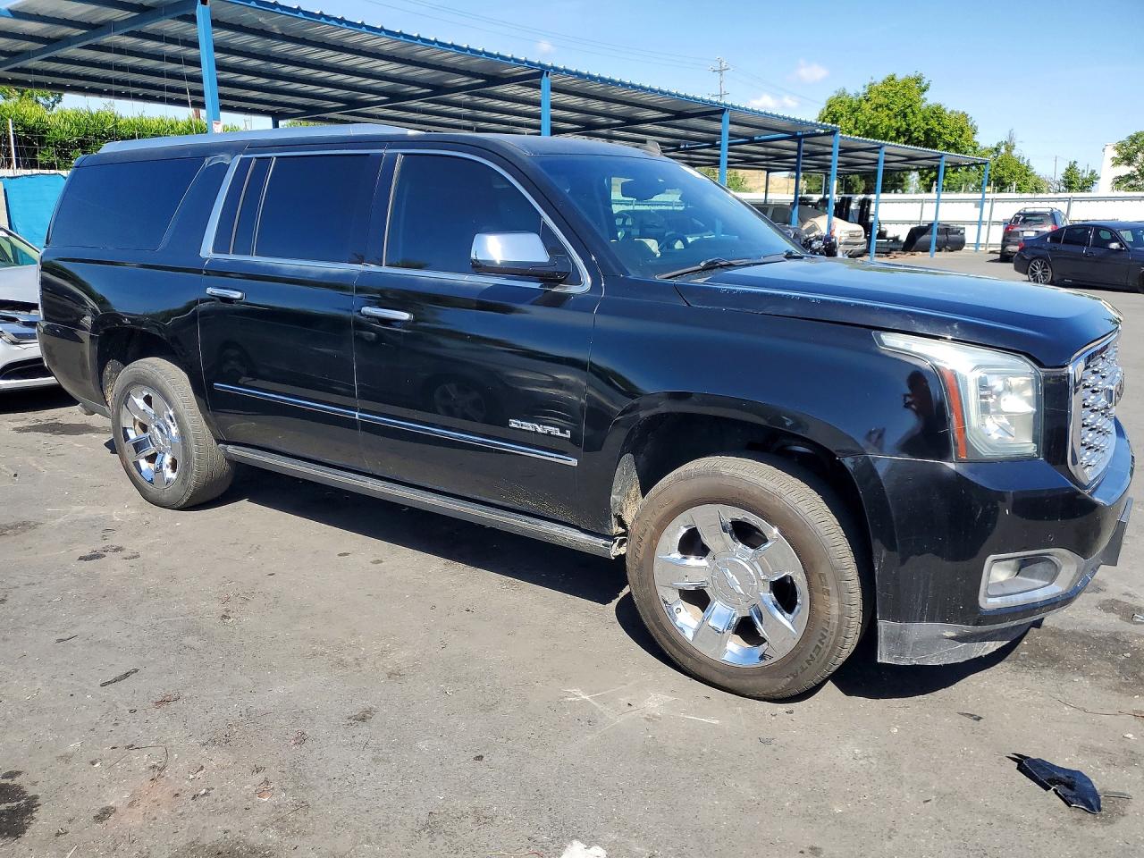 2015 GMC YUKON XL photo 7