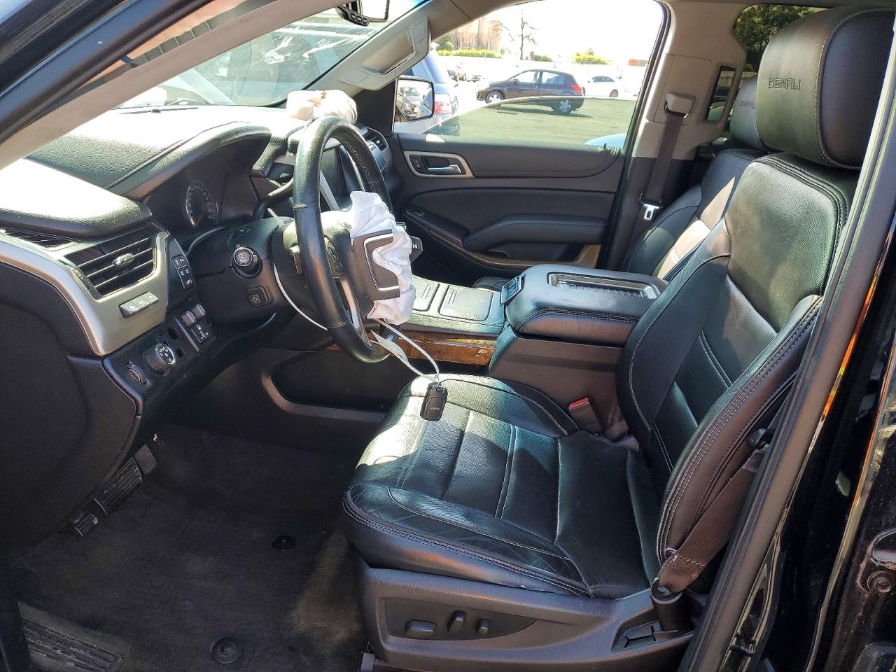 2015 GMC YUKON XL photo 13