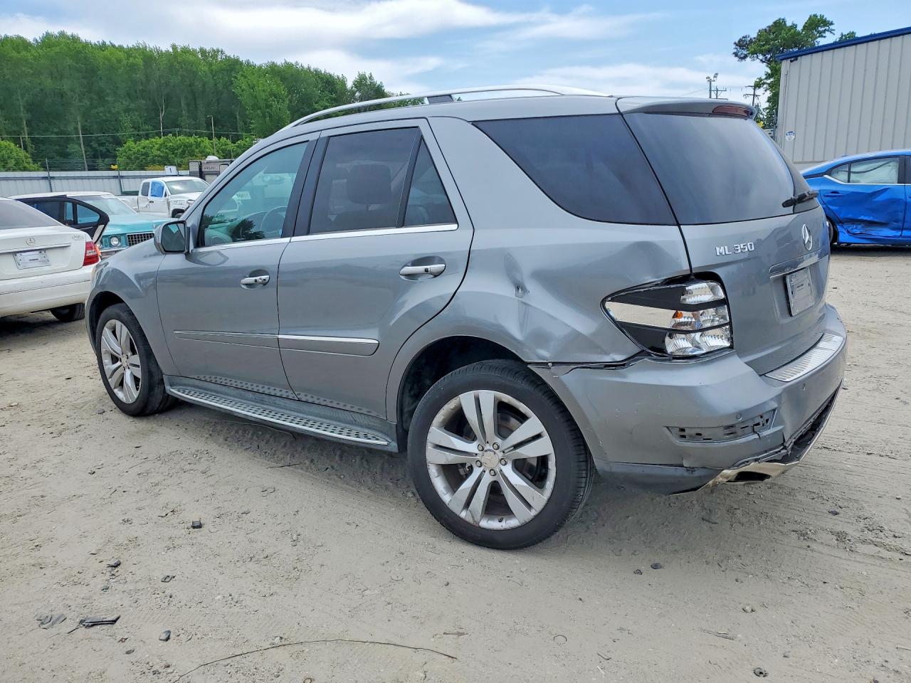 2010 MERCEDES-BENZ ML 350 4MATIC photo 3