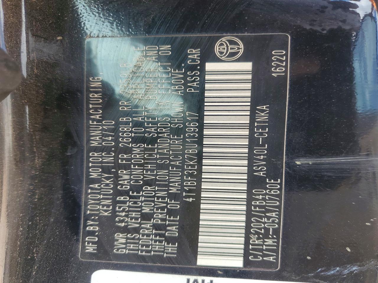 2011 TOYT CAMRY photo 12