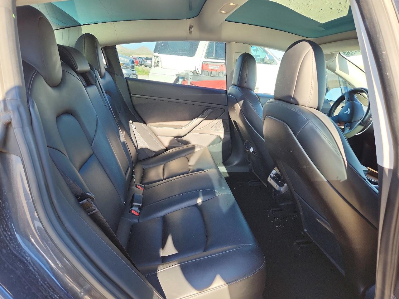 2018 TESLA MODEL 3 photo 28
