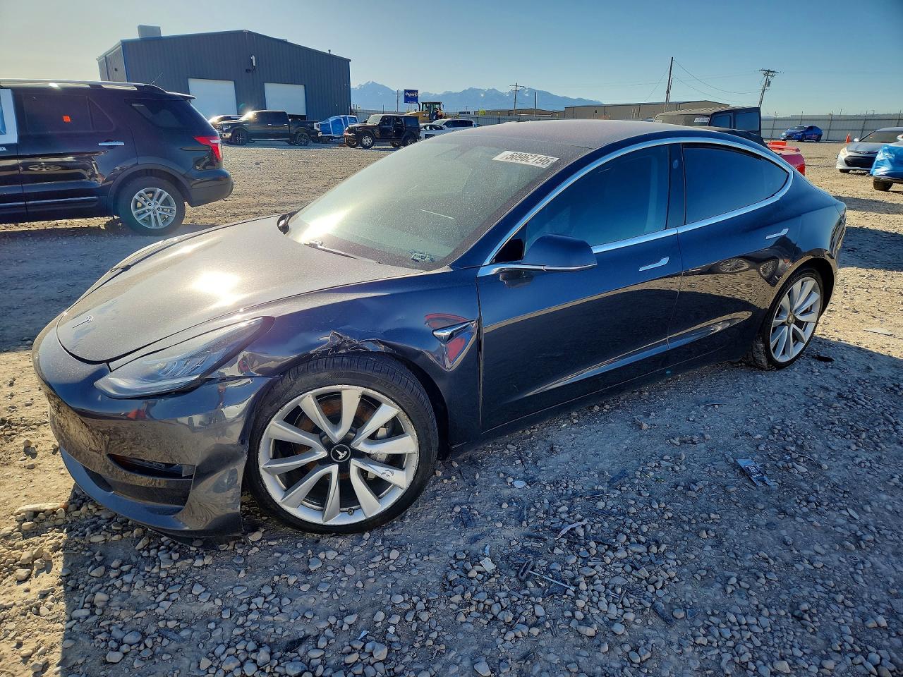 2018 TESLA MODEL 3