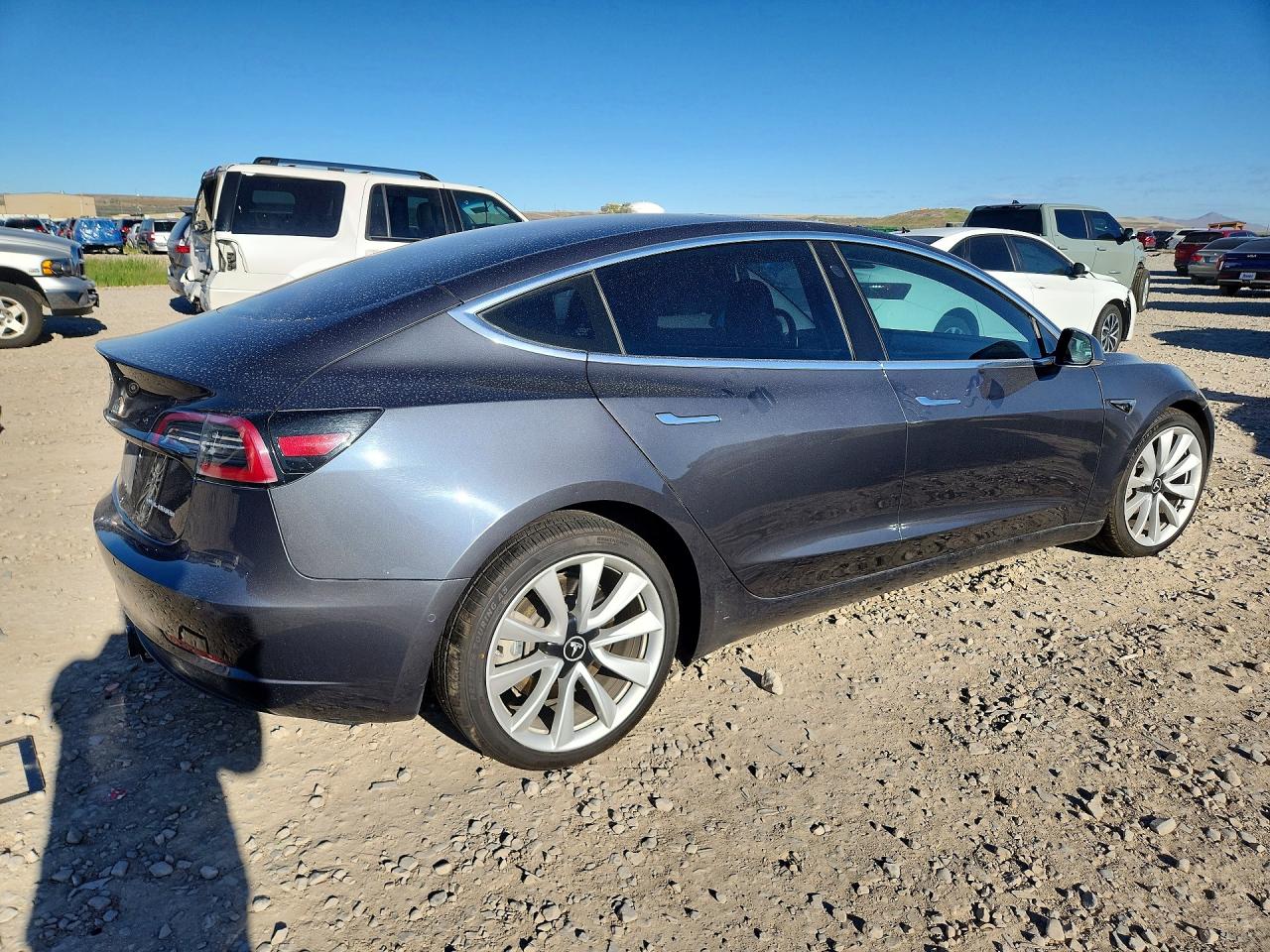 2018 TESLA MODEL 3 photo 7