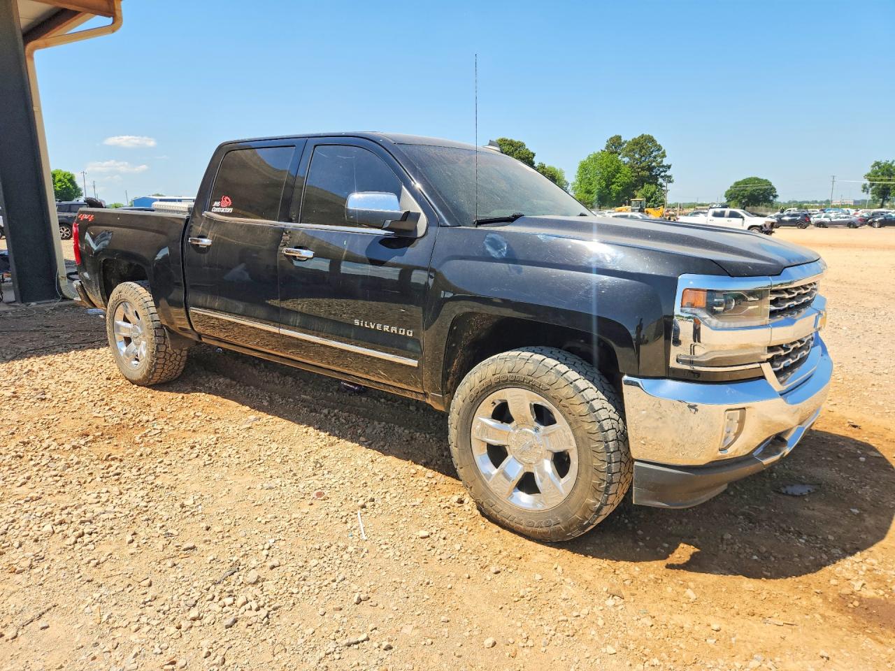 2018 CHEVROLET SILVERADO K1500 LTZ photo 4