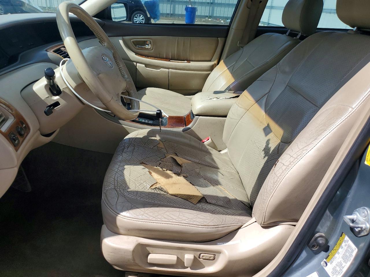 2004 TOYOTA AVALON XL photo 19