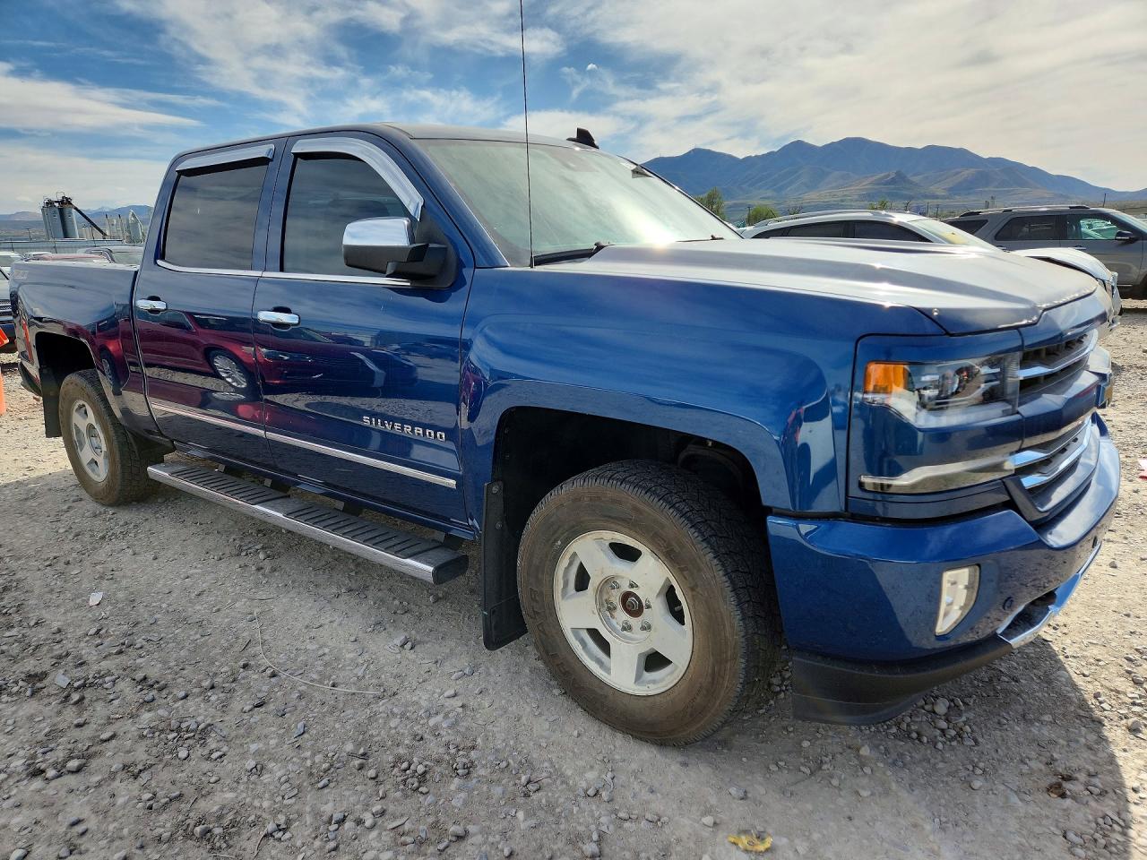 2016 CHEVROLET SILVERADO K1500 LTZ photo 10